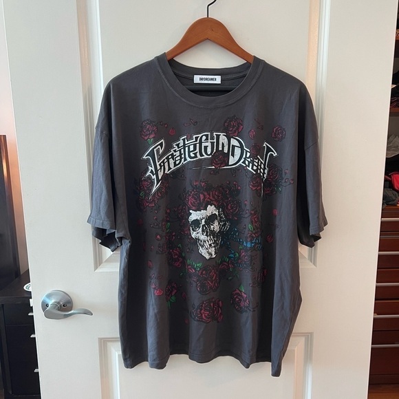 Grateful Dead Roses Tee in Washed Black
DAYDREAMER - Picture 5 of 16